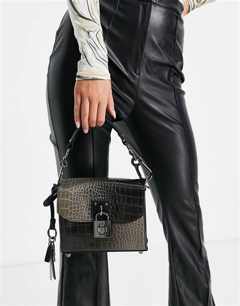 steve madden besther padlock cross-body bag in black croc dupe|steve madden handbags.